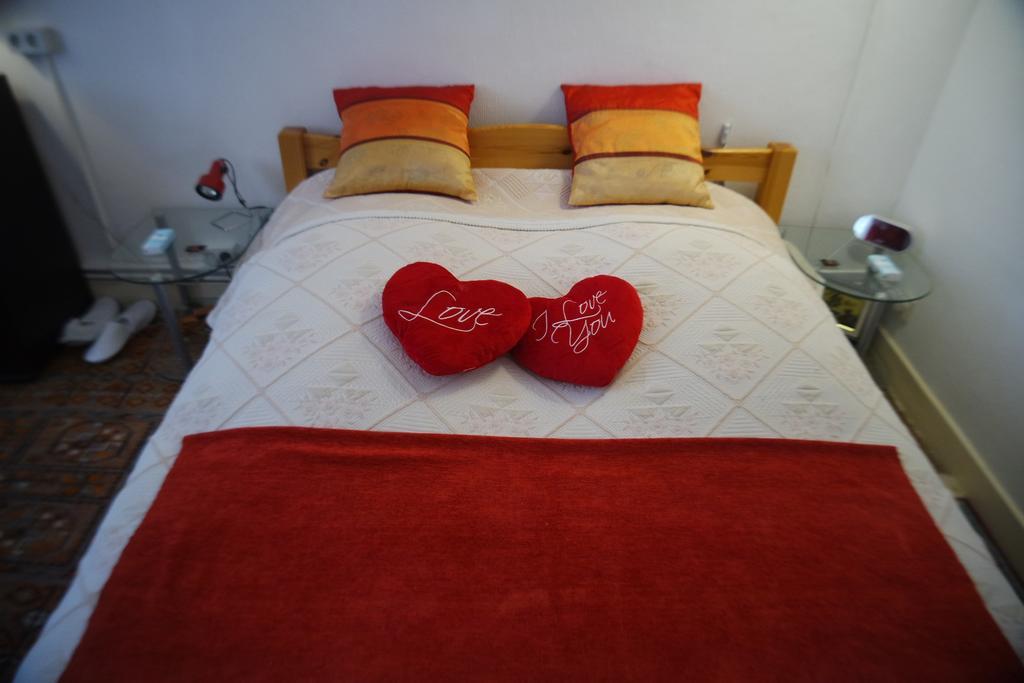 Bed and Breakfast Le Balcon Des Jasses Espere Exterior foto