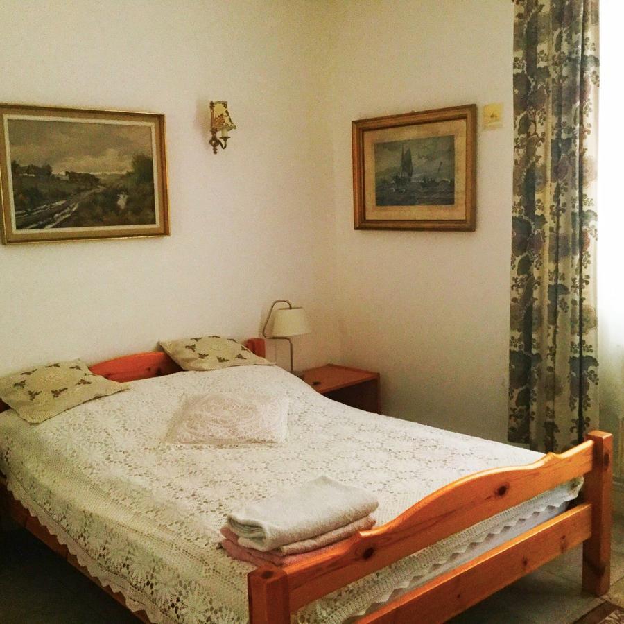 Bed and Breakfast Le Balcon Des Jasses Espere Exterior foto